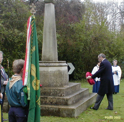 Rememberance Sunday 2002 - Laying the Wreaths